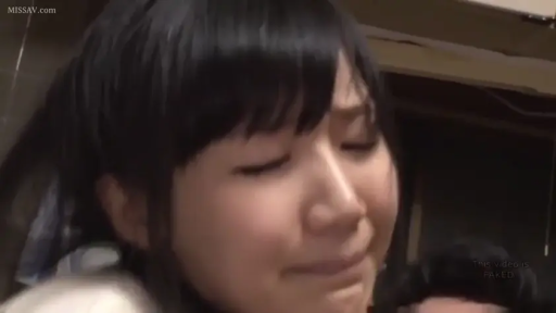 室内 · 性行为 · 闭眼 · 面部特写 · 便服 · 仰头 · 日本AV