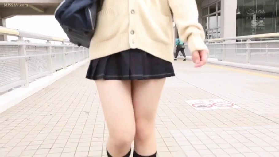 高潮 · 局部马赛克 · 侧身 · 后入式 · 性交行为 · 酒店卧室 · 黄色内衣 · 圆桌