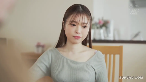 室内 · 坐姿 · 委屈 · 中景 · 凝视 · 长发 · 木椅 · 灰色针织衫