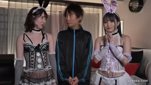 Living room · Stand · Medium shot · Smile · 兔耳朵 · 兔女郎服 · Striking a pose · Group photo of three people