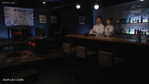 室内 · 骑乘位 · 性交 · 全裸 · 是 · 床单 · 模糊 · 高斯模糊