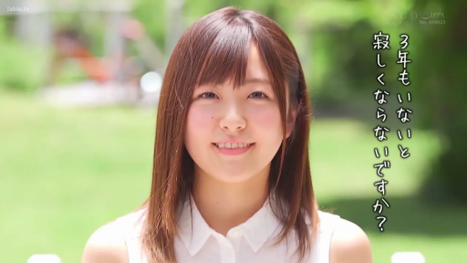 室内 · 坐姿 · 露乳 · 诱惑 · 上半身 · 水手服 · 制服诱惑