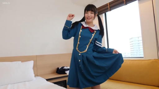 卧室 · 站立 · 全景 · 微笑 · 制服 · 双马尾 · 撩裙