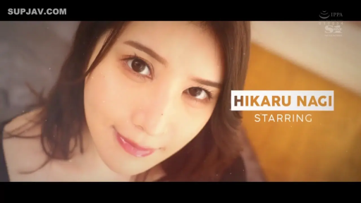 室内 · 面部 · 字幕 · 微笑 · 拍摄 · 正面 · 黑色上衣 · 女优