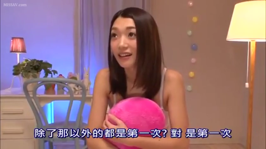胸部 · 露乳 · 卧室 · 享受 · 女仆装 · 渔网袜 · 抚摸 · 侧卧