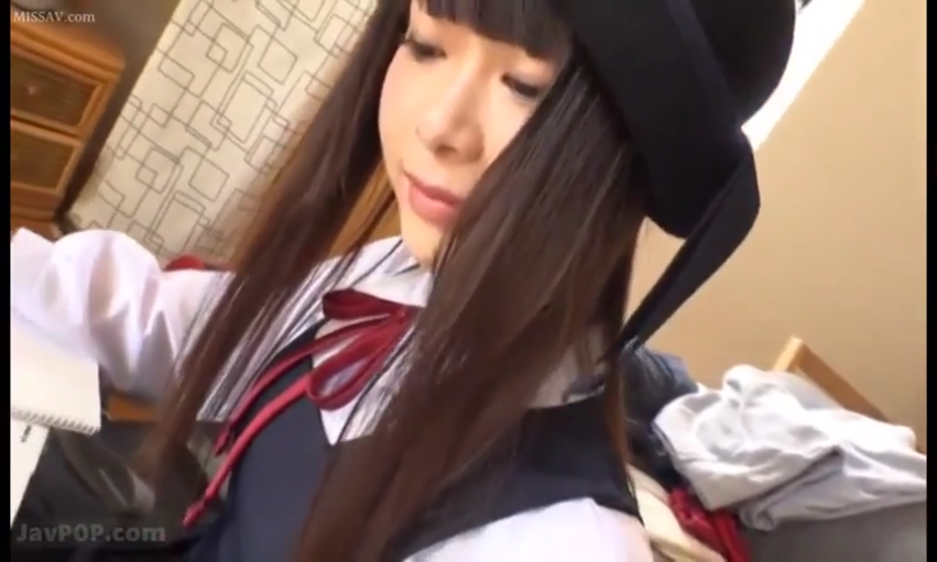 坐姿 · 脸部特写 · 卧室 · 自然 · JK制服 · 学习 · 帽子 · 黑长直