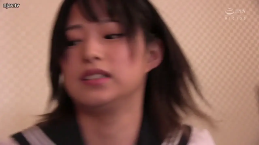 室内 · 脸部特写 · 迷离 · 水手服 · 正面