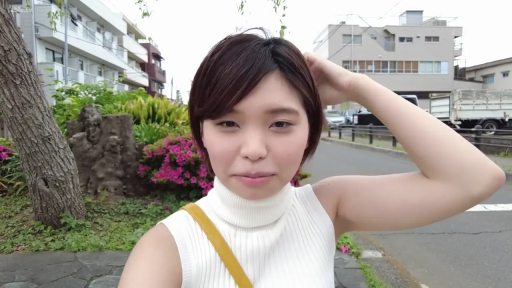 性交 · 胸部 · 卧室 · 迷离 · 枕头 · 仰卧 · 裸体 · 豹纹短裙