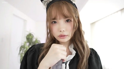 室内 · 脸部特写 · 女仆装