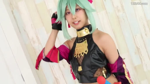 室内 · 站姿 · 摆拍 · 微笑 · 半身 · 假发 · 角色扮演服 · 原神