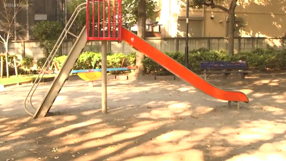 室内 · 性交 · 全裸 · 面部特写 · 汗水 · 高潮 · 被抱姿