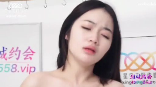 室内 · 脸部特写 · 全裸 · 迷离 · 呻吟 · 长发 · 正面