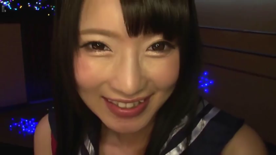 Indoor · Close-up of the face · Smile · Eye contact · Sailor suit · 正面 · Asian women