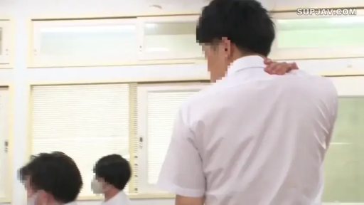 Classroom · Stand · 白衬衫 · 后背