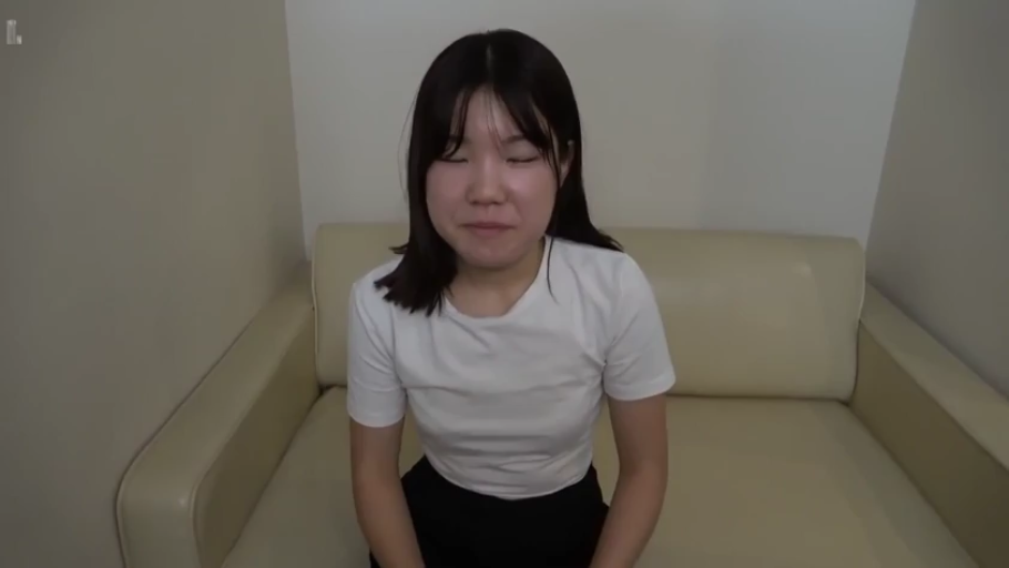 全身 · 专注 · 狗爬式 · 裸体 · 多人 · 更衣室 · 储物柜 · 群交