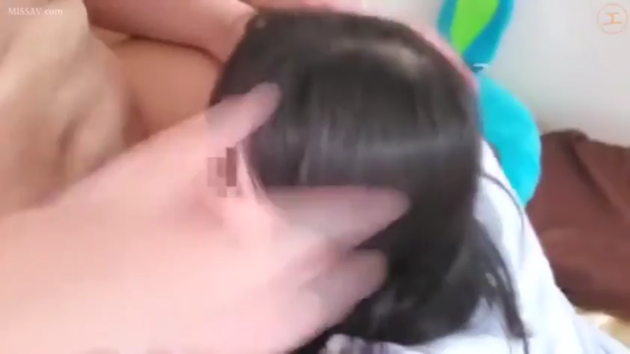 室内 · 口交 · 俯卧 · 裸体 · 长发 · 头部特写 · 不可见 · 毛绒玩具