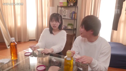 面部 · 第一视角 · 口交 · 沙发 · 客厅 · 跪姿 · 紫色内裤 · 注视