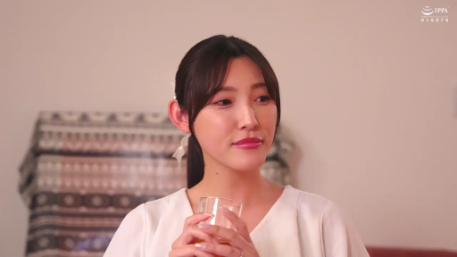 室内 · 性交 · 角色扮演 · 迷离 · 臀部特写 · 桌子 · 女仆装 · 趴伏