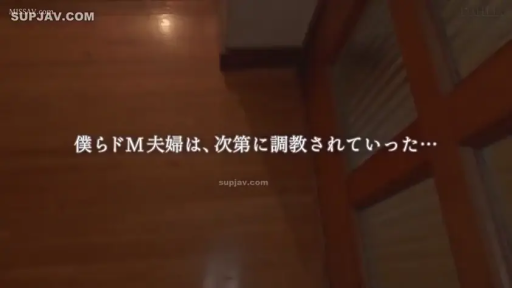 室内 · 脸部特写 · 微笑 · 裸体 · 注视 · 侧卧 · 皮肤细节