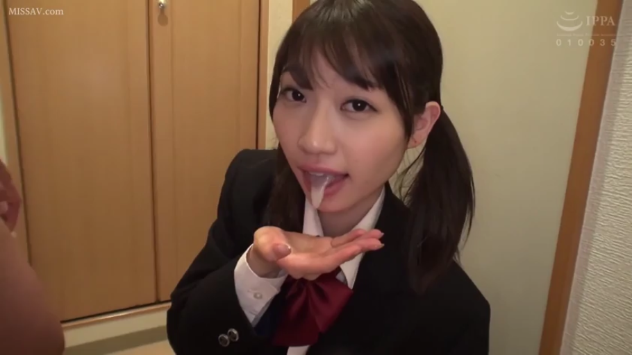 室内 · 站立 · 近景 · 平淡 · 双马尾 · 学生装 · 口吐精液