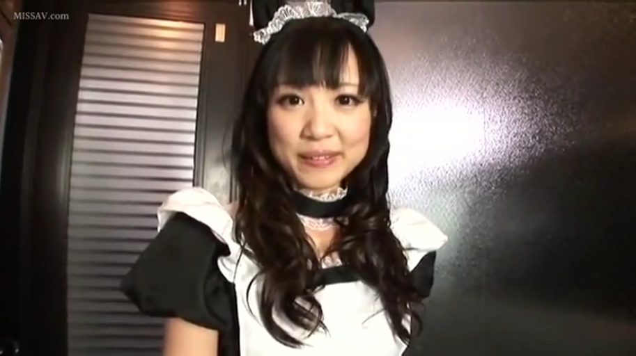 自然 · 行走 · 栏杆 · 俯视 · 白天 · 户外楼梯 · 西装校服 · 低角度全身