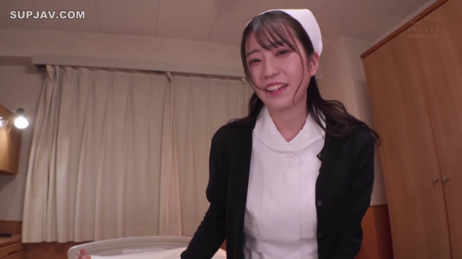 臀部特写 · 情趣内衣 · 舞台 · 性感 · 背立 · 搔首弄姿 · 红绸
