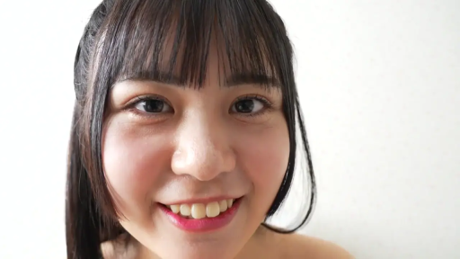 室内 · 顔部のクローズアップ · 微笑 · 对视 · 清纯 · 正面俯拍