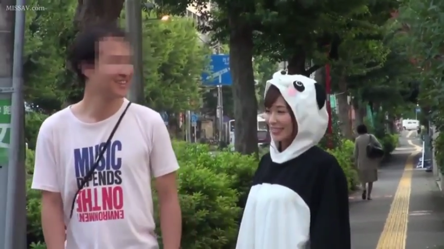 性交 · 专注 · 衬衫 · 房间 · 墙壁 · 后进式