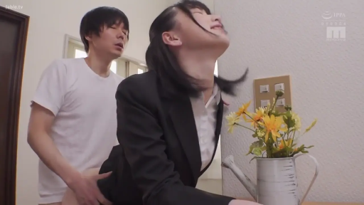 室内 · 性交 · 后入式 · 陶醉 · ビジネススーツ · 日本AV · 花盆