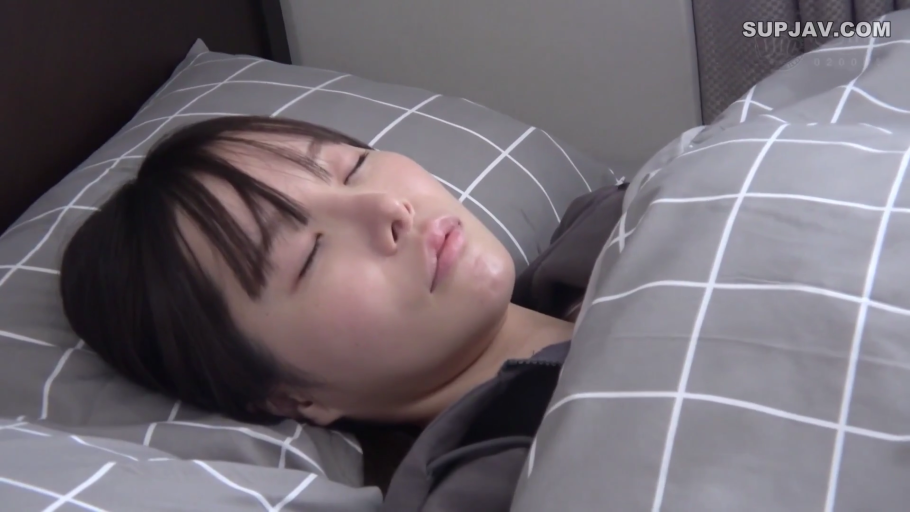 室内 · 骑乘位 · 性交 · 胸部 · 校服 · 愉悦 · 薄码