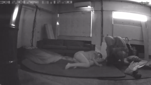 Indoor · Fully nude · 全景 · 床垫 · Training · Blur · 监控视角 · Side-lying