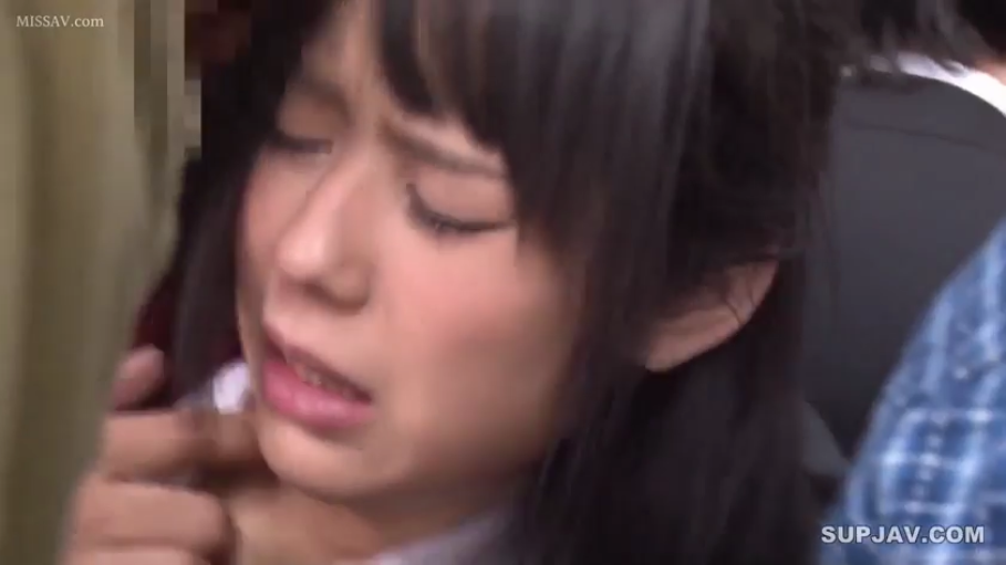 脸部 · 站立 · 猥亵 · 衬衫 · 痛苦 · 痴汉 · 电车