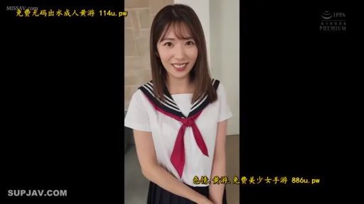 室内 · 站立 · 微笑 · 面对镜头 · 半身 · 水手服 · 亚洲