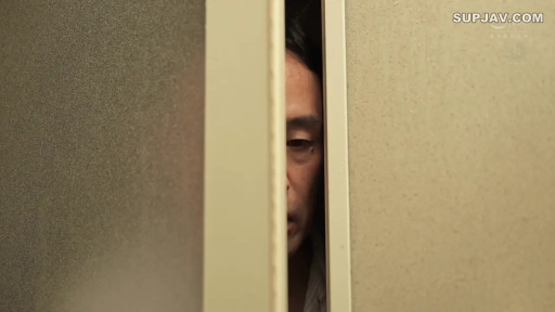 室内 · 脸部 · 衬衫