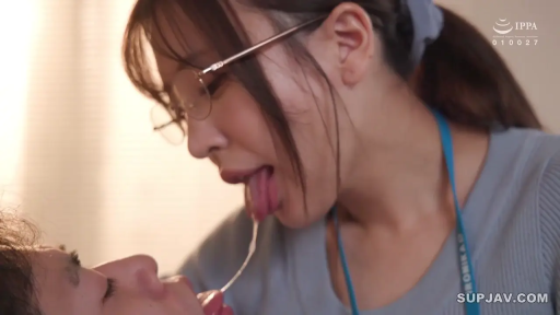 Indoor · Bend over · Glasses · 面部特写 · 垂涎 · Gray sweater · 痴女 · 牵丝