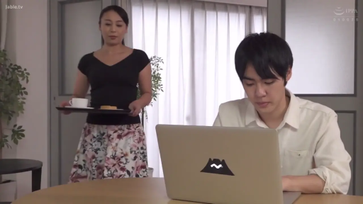 专注 · 全景 · 客厅 · 托盘 · 日常便装 · 坐姿与站立 · 居家服务