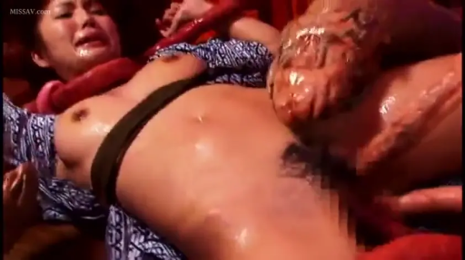 暗室 · 痛苦 · 躯干特写 · 和服 · 躺卧 · 红色绳索 · 触手侵犯 · 触手类