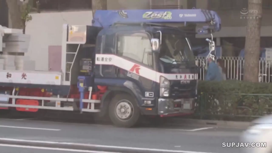 站立 · カジュアルウェア · 户外街道