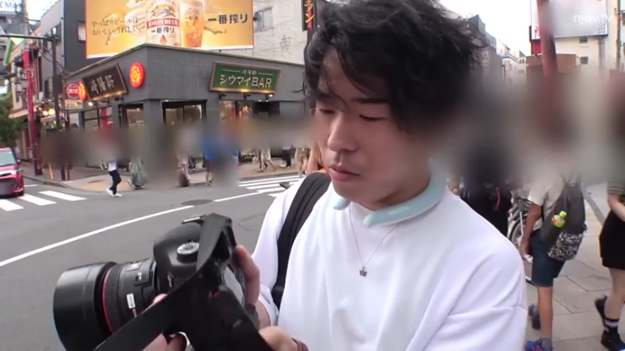 室内 · 站立 · 行李箱 · 平淡 · 学生装 · JK · 拉行李箱
