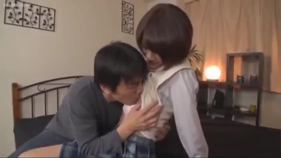 性交 · 面部 · 项圈 · 仰卧 · 床上 · 兴奋 · 项圈 · BDSM元素