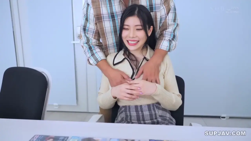 室内 · 全裸 · 束缚 · 私处特写 · 使用器具 · 开腿 · 高潮表情 · 震动棒