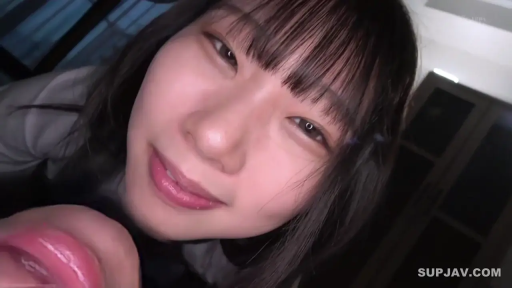 室内 · 俯身 · 脸部 · 第一视角 · 微笑 · 衬衫 · 注视