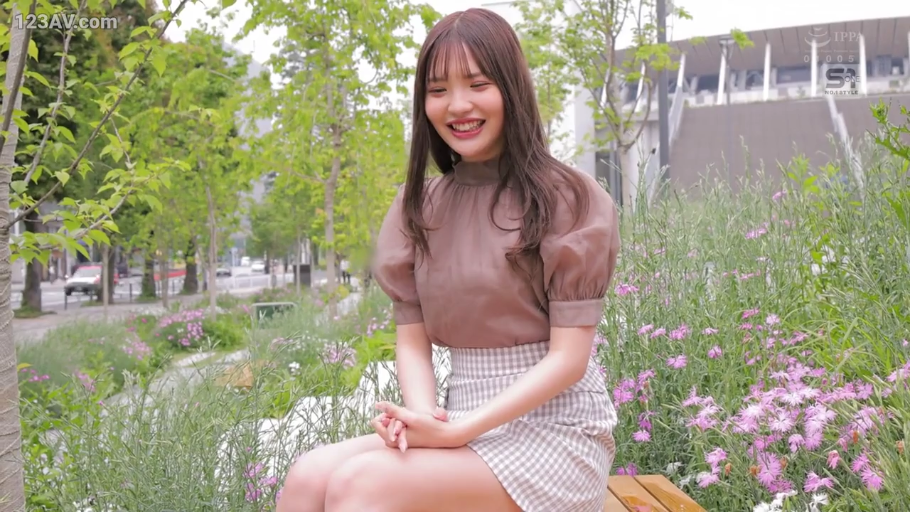 室内 · 坐姿 · 胸部 · 白衬衫 · BDSM · 项圈 · 痛苦 · 调教
