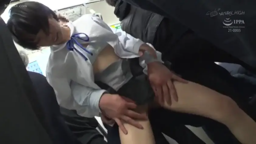 Leg · 制服 · Spread legs · 电车