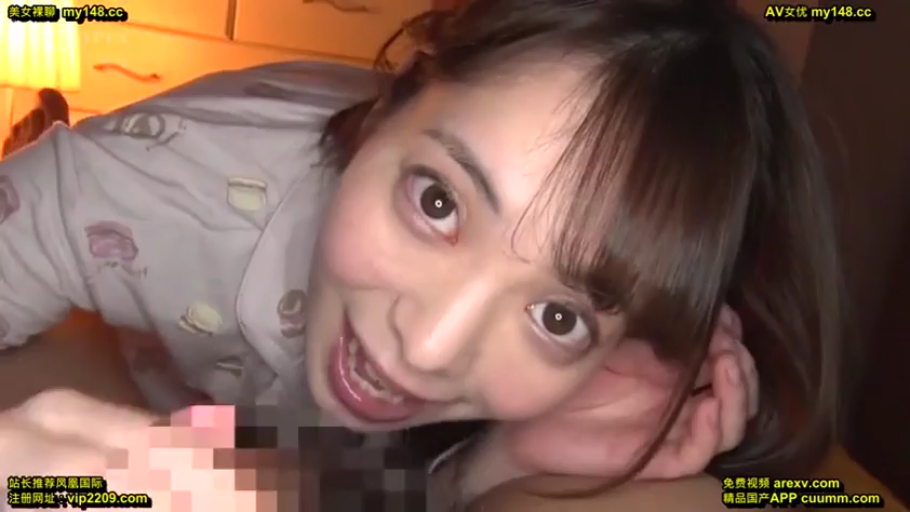 面部 · 口交 · 马赛克 · 俯卧 · 床上 · 兴奋 · 睡衣