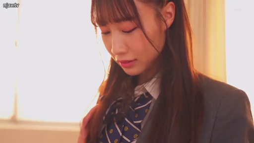 室内 · 站姿 · 面部特写 · JK制服