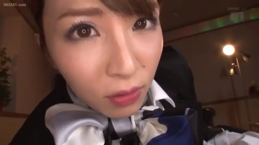 室内 · 俯身 · 脸部特写 · 第一人称视角 · 制服 · 诱惑 · 挑逗