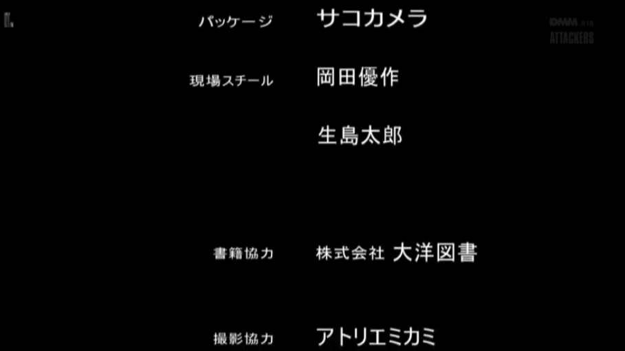 专注 · 卧室 · 拥抱 · 灰色背心 · 家具 · 亲密接触 · 后入姿势