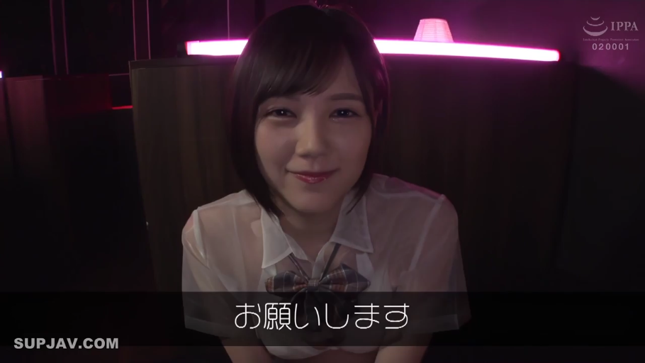 室内 · 中景 · 陶醉 · 沙发 · 白开衫 · 跨坐 · 爱抚