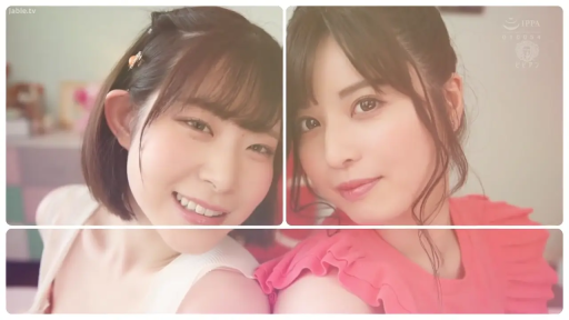 室内 · 脸部特写 · 微笑 · 双人 · 注视镜头 · 居家服 · 并排依偎